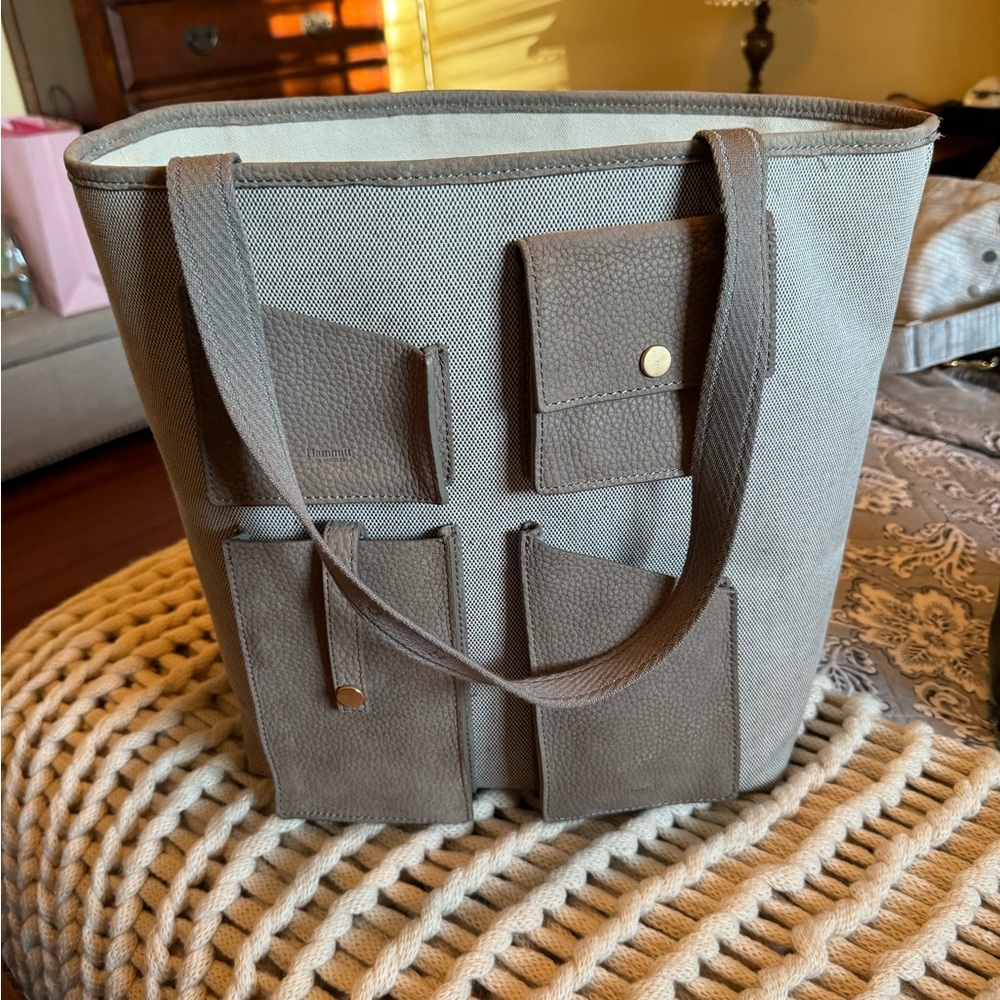 Excellent condition HAMMITT Joe tote with convenient insert!
